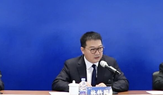 留置近半年后，A股600亿龙头总经理林科闯回来了！他是实控人林秀成的女婿，林秀成已被刑事拘留