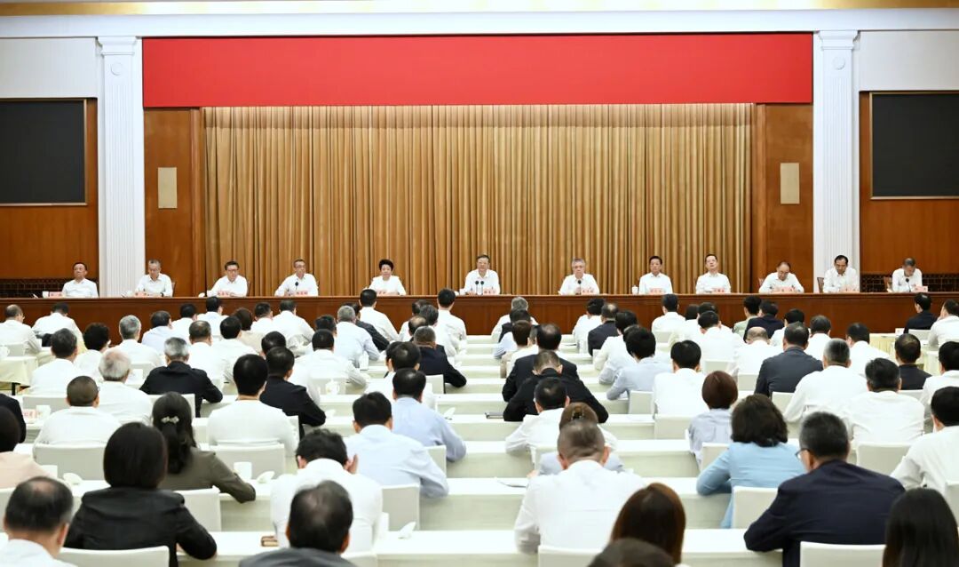 用好办赛成果、发扬办赛经验、保持办赛激情！第48届世界技能大赛上海市总结大会举行