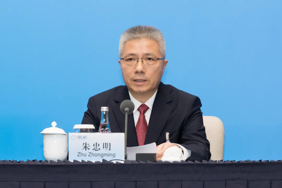 第38次上海市市长世界企业家询问会议举行新闻发布会，朱忠明市长答记者问