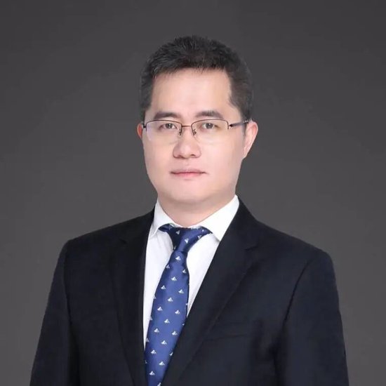科技股“腰斩”，错杀机会出现？科技军团最近观点