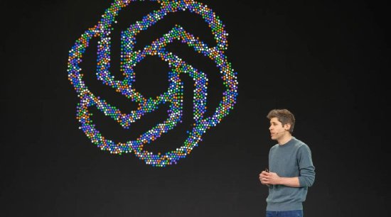 OpenAI接近完成比较高300亿美元融资，投前估值达1.25万亿美元，阿联酋投资者领投